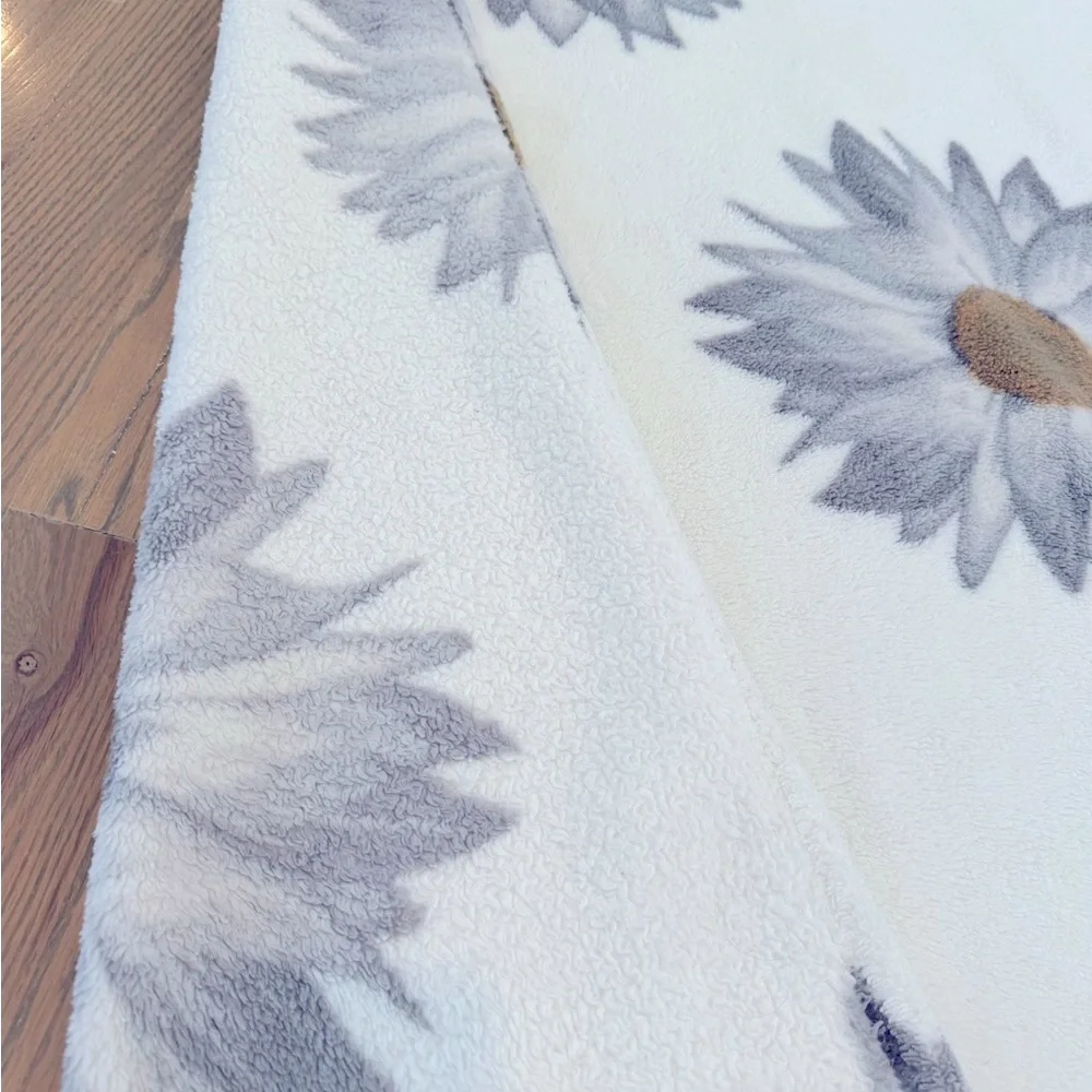Floral Patterned Blanket